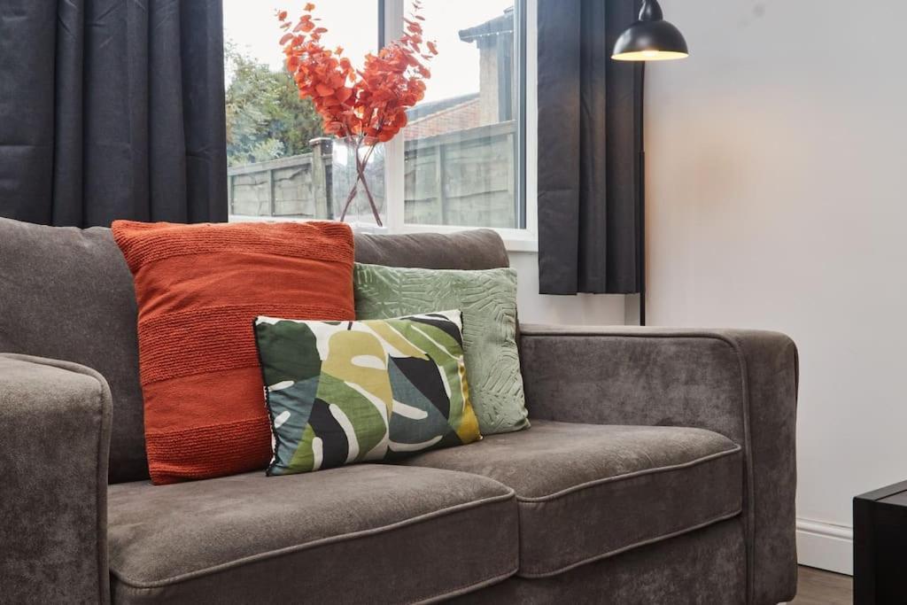 Apartament Haw Hill House - Modern 4 Bed Normanton  Zewnętrze zdjęcie
