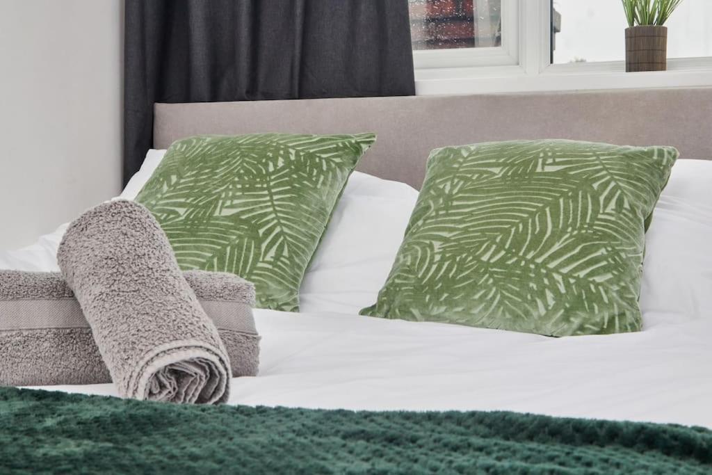 Apartament Haw Hill House - Modern 4 Bed Normanton  Zewnętrze zdjęcie